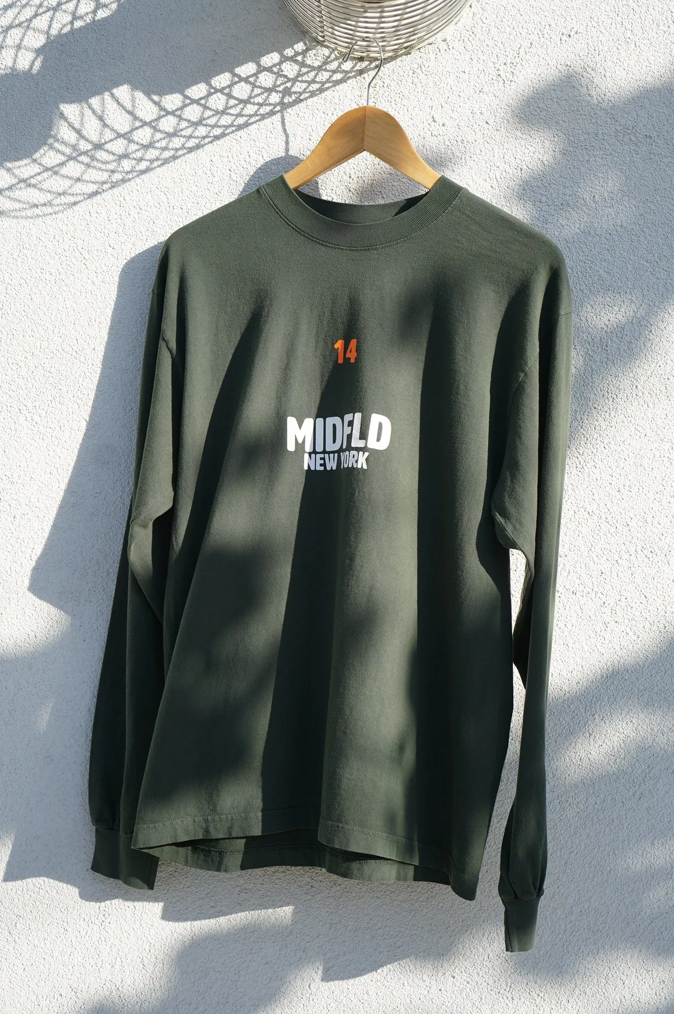 MIDFLD Right Here Long Sleeve Crewneck T-Shirt - Ivy Green